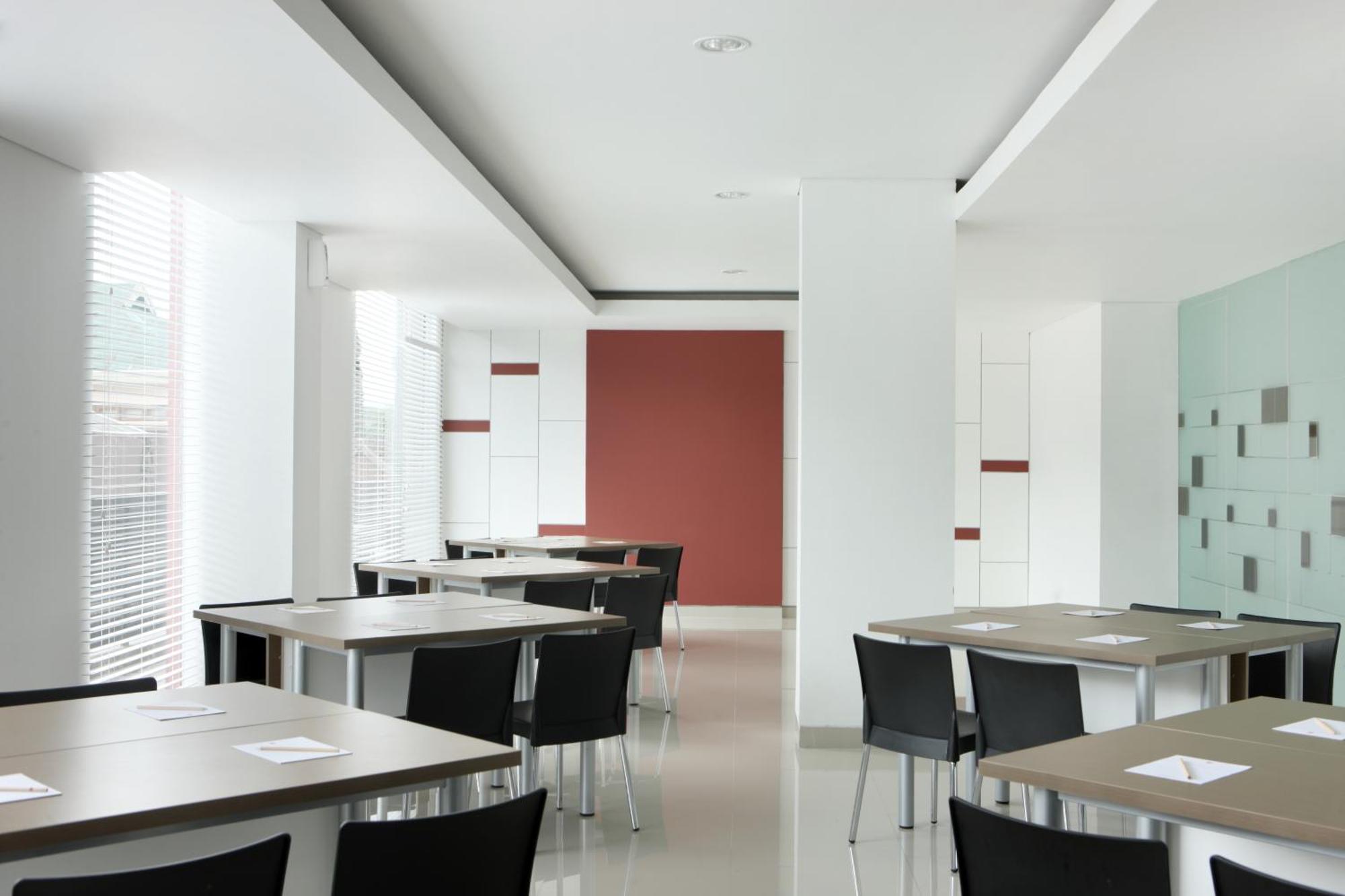 Amaris Hotel Маланг Экстерьер фото