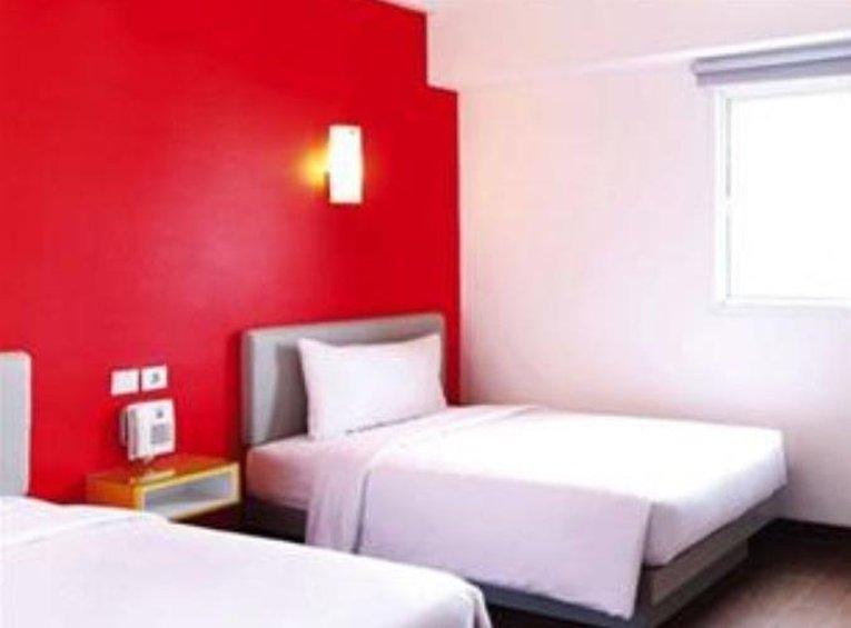 Amaris Hotel Маланг Экстерьер фото